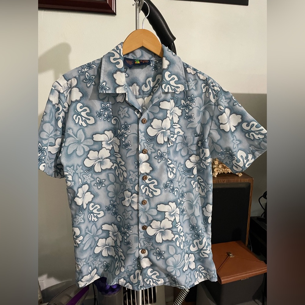 Rounds Bay Hawaiian button-down shirt Men's Size Medium